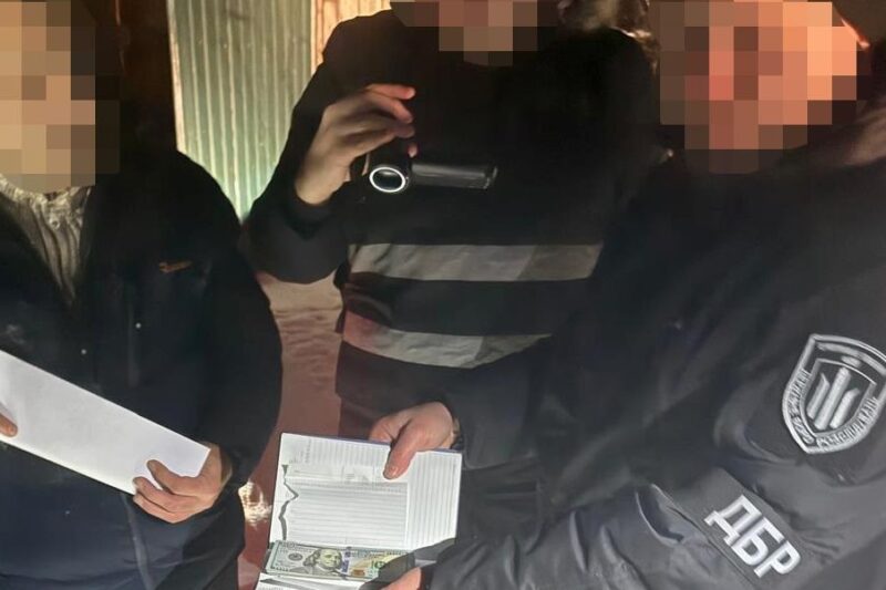 На Чернігівщині посадовець ТЦК за гроші впливав на рішення ВЛК