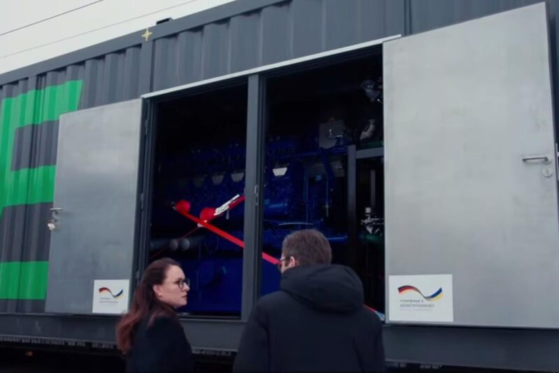 Німеччина передала енергетичну допомогу для Києва