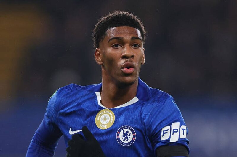 Німецький гранд зацікавився захисником Челсі