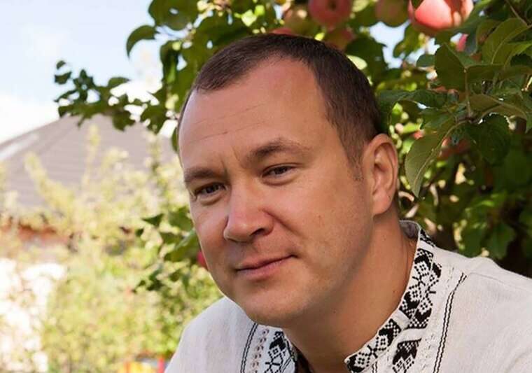 Паркан замість пляжу екснардепу Супруненку оголосили підозру за самозахоплення берега Дніпра