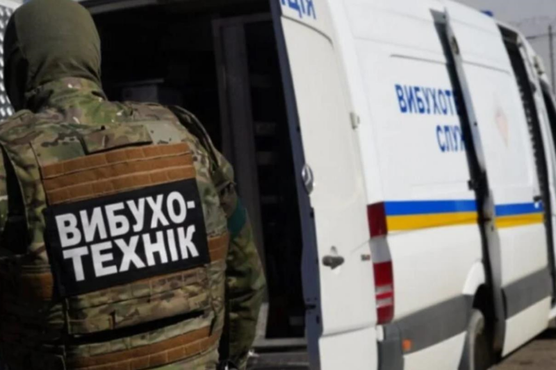 Понад 2000 заяв: Україною шириться хвиля масових “мінувань”