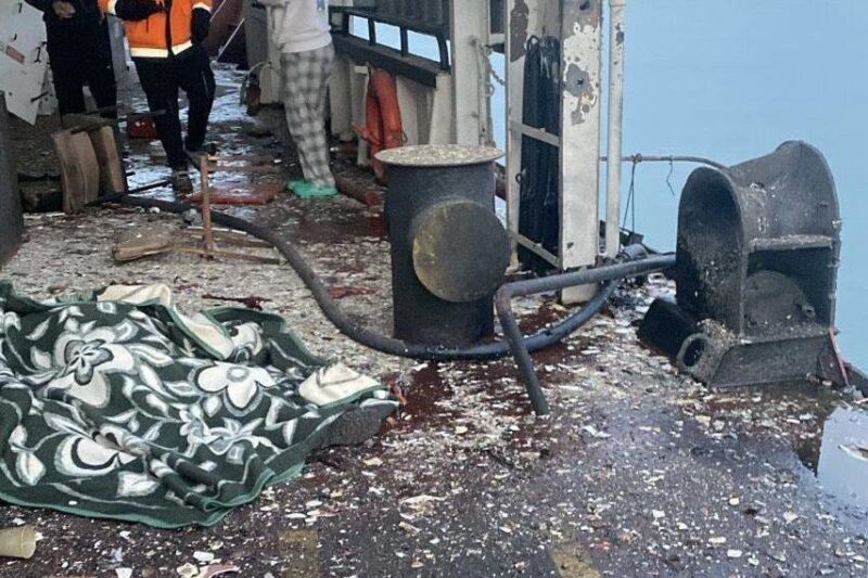 Росія уразила два судна в портах України