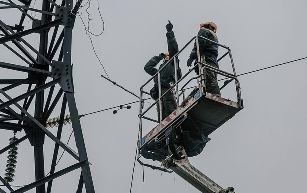 Новини України - У Херсоні відновлюють електропостачання після російських атак