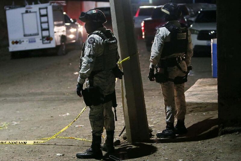 В Мексиці невідомі на футбольному стадіоні розстріляли 11 людей