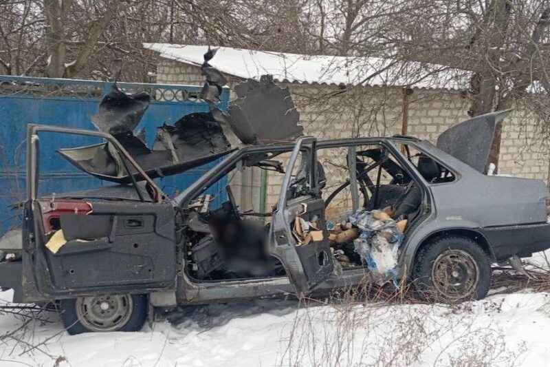 Везли хліб для місцевих: росіяни вбили двох волонтерів у Козачій Лопані