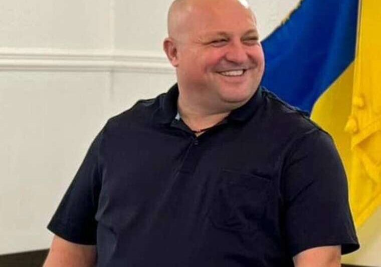 За ґрати до весни суд відправив у СІЗО топмитника Красноїльська через контрабанду iPhone