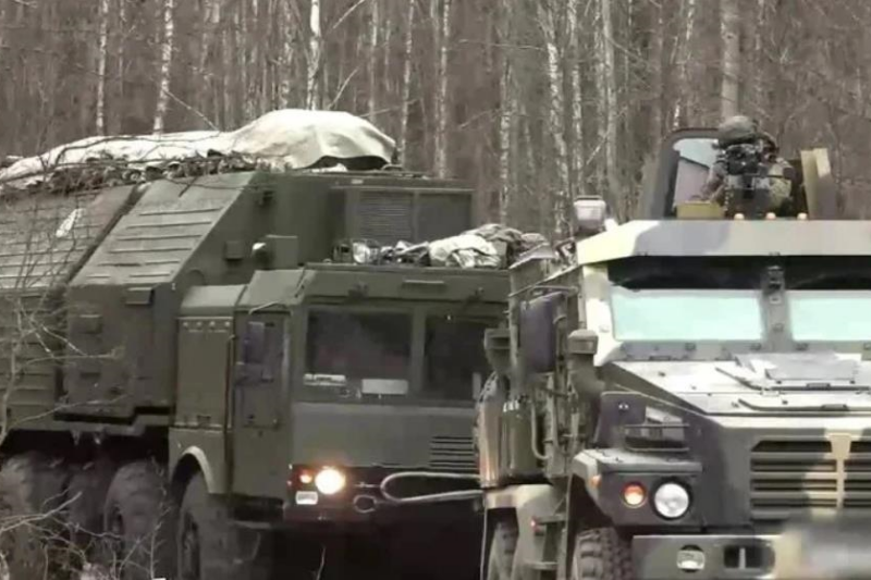 Білорусь будує військову базу для Орешника – ЗМІ