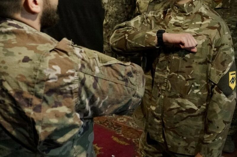 “Інтербат” Азову взяв у полон 18 росіян за добу