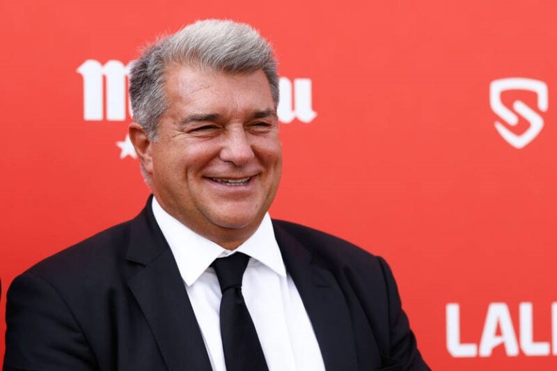 Лапорта пішов з посади президента Барселони