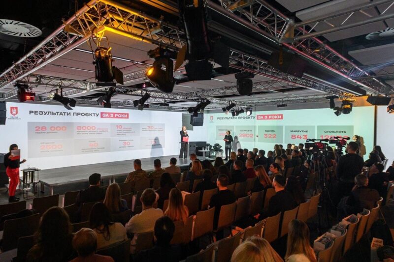 Метінвест підтримуватиме оборонців Маріуполя до повернення їх усіх з полону