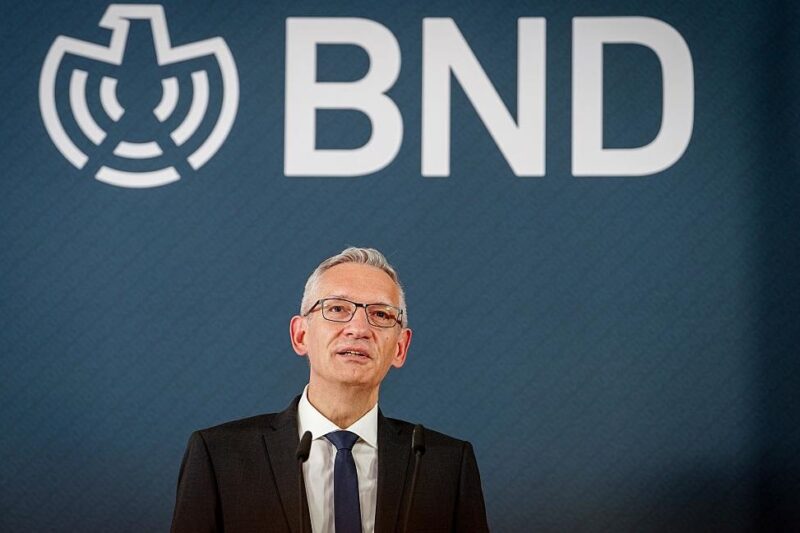 Путін приховує військові витрати Росії – розвідка Німеччини