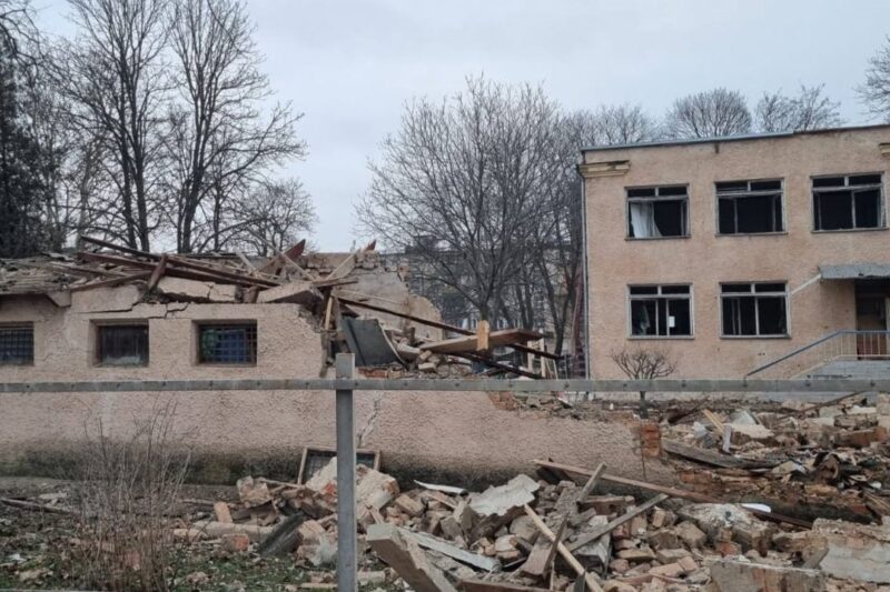 РФ вдарила по Одещині: пошкоджено портові резервуари, є поранені