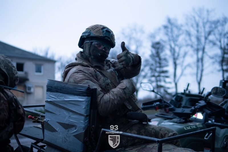 Сирський розповів про наступальні дії ЗСУ