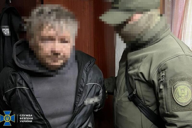 У Дніпрі агент ГРУ “працював” разом з неповнолітнім сином