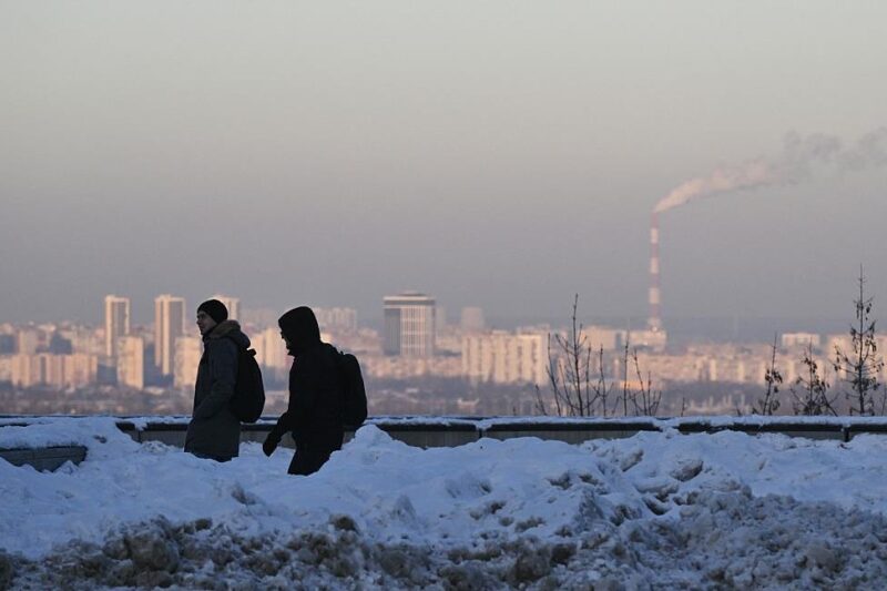 У Києві подали тепло до всіх будинків після атаки 12 лютого