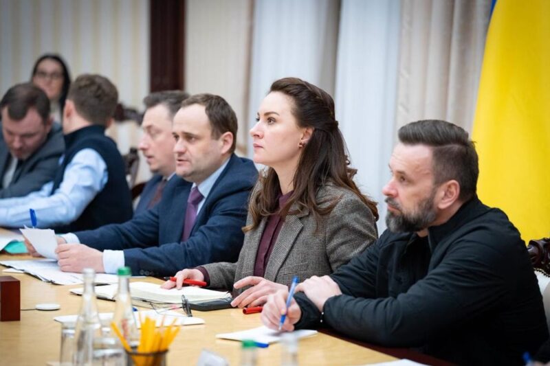 Уряд готує регіони до ударів РФ по енергетиці й після зими