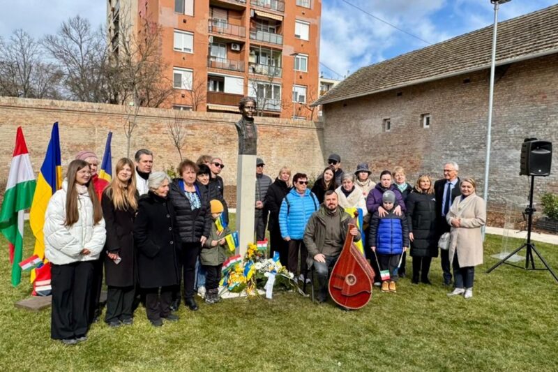 В Угорщині відкрили пам&rsquo;ятник Лесі Українці