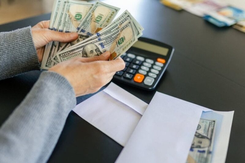 Як швидко накопичити кошти і нарешті побачити гроші на картці