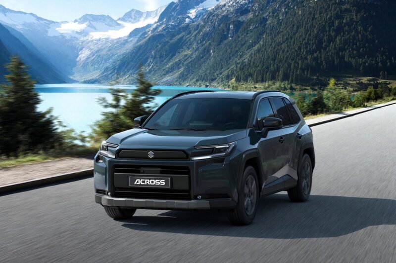 Європейський Suzuki Across виявився копією Toyota RAV4