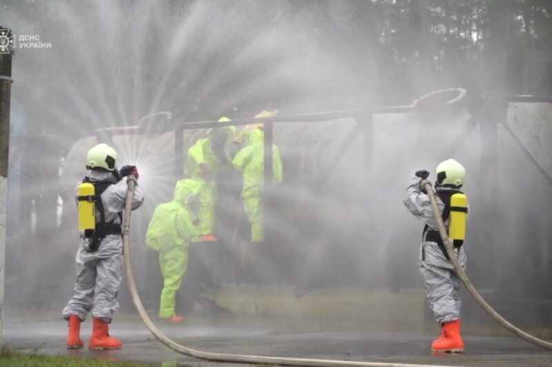 Сила, витривалість, холодний розум, чіткі рішення та постійна виснажлива підготовка команди.