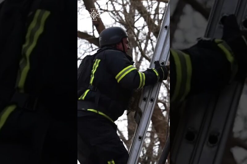 ЖАХ! росіяни вгатили по багатоповерхівці у Дніпрі