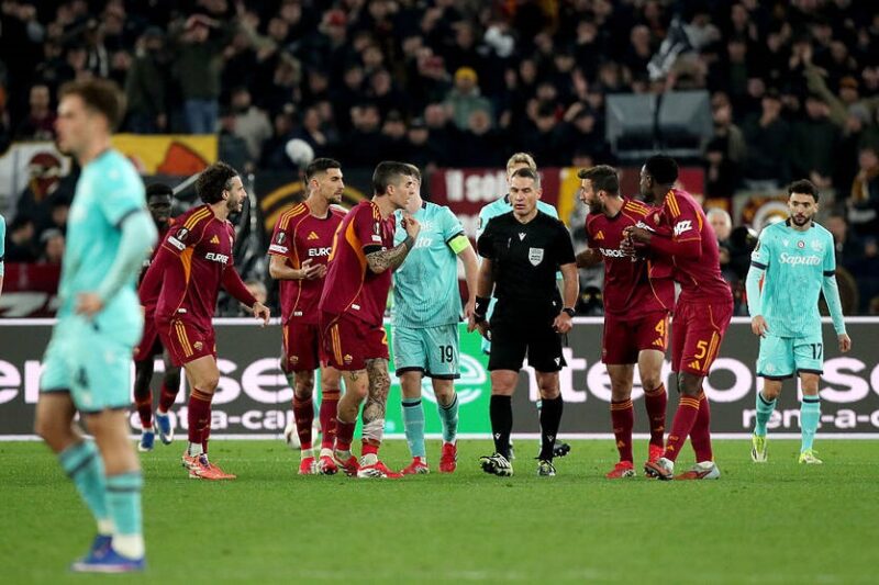 Болонья перемагає Рому і вибиває фаворита з турніру