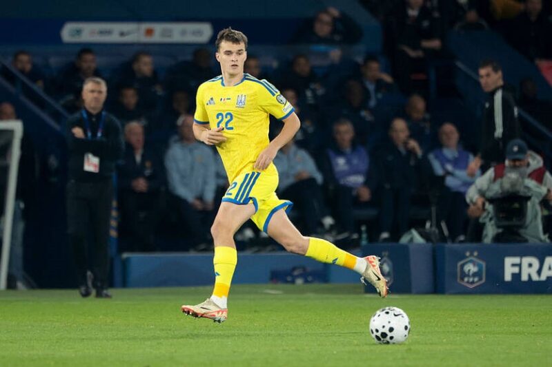 Два англійські клуби націлилися на українського футболіста