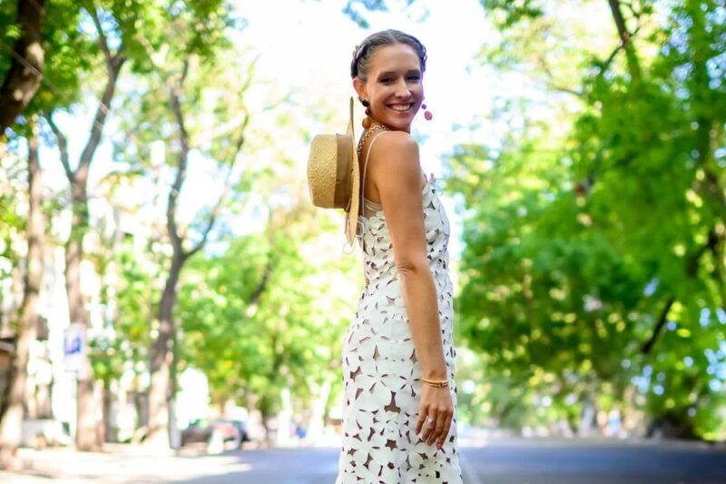 Катя Осадча похвалилася своїми найдивнішими капелюхами