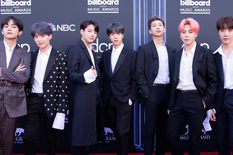 Концерт BTS у Сеулі зібрав 18,4 млн глядачів онлайн та очолив чарти Netflix