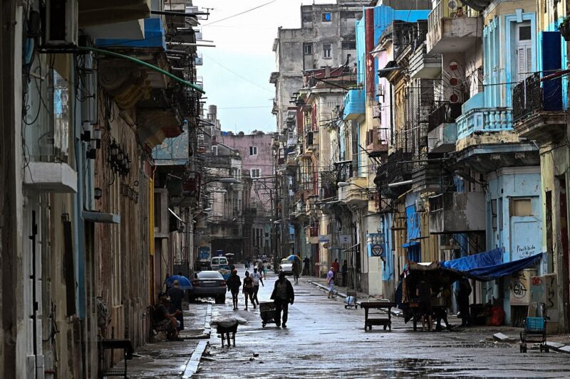 Куба відновила електропостачання після 29-годинного блекауту