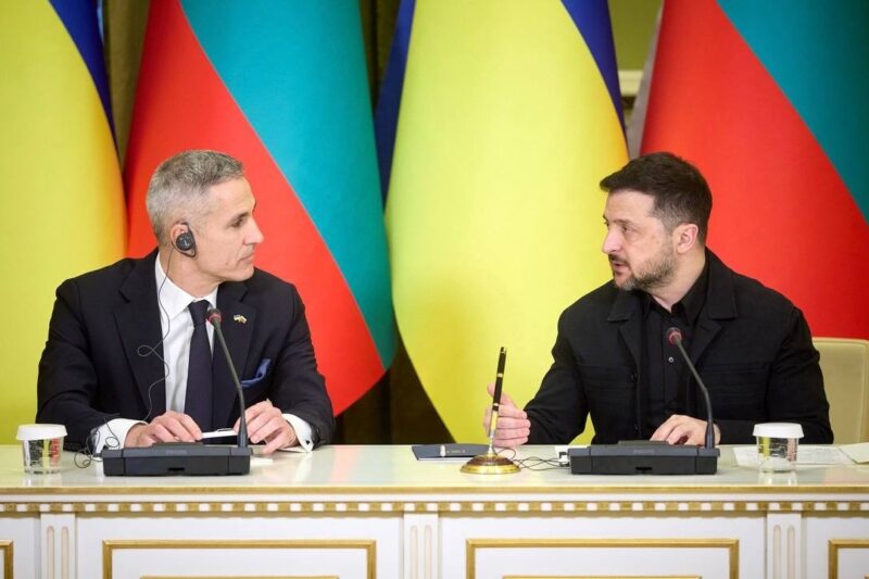 Спілкування з медіа Володимира Зеленського і Премʼєр-міністра Болгарії Андрея Гюрова
