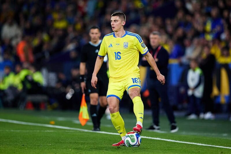 Миколенко понуро оцінює матч із Швецією: Як бачите, не вдалося