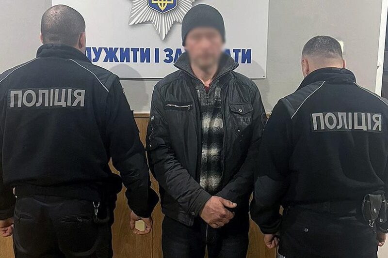 На Чернігівщині затримали зловмисників, що пограбували ветерана ЗСУ