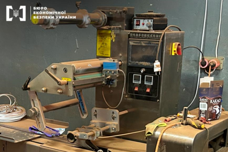 На Львівщині підпільно виготовляли кондитерку під відомим брендом