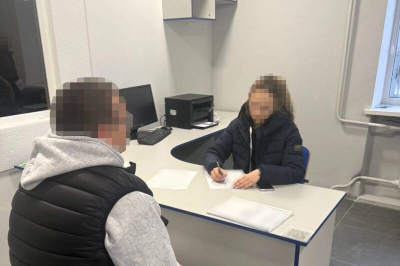 На Полтавщині 12-річна народила дитину після зґвалтування