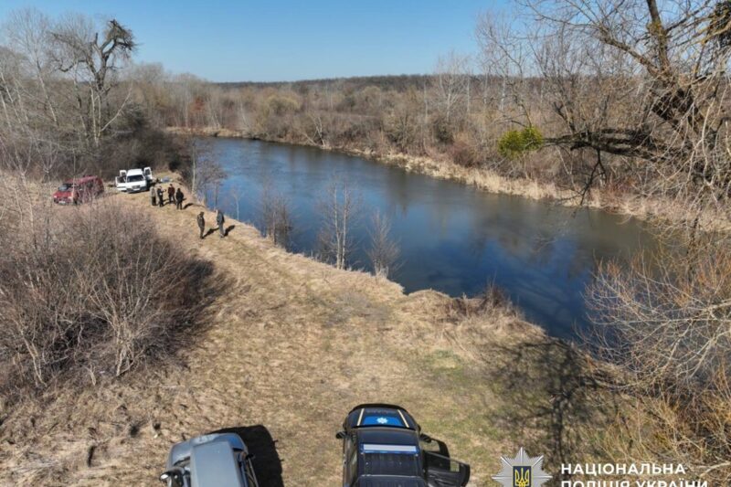 На Рівненщині авто з&rsquo;їхало у річку: загинуло подружжя