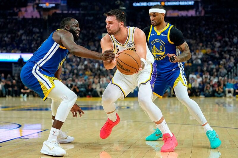 НБА: розгром Голден Стейт та поразка без Михайлюка