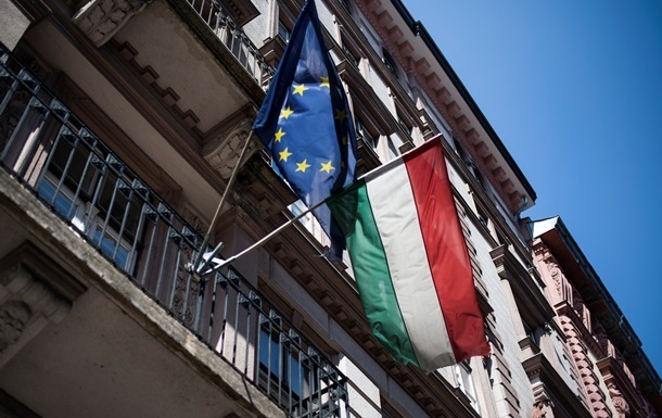 Парламент Угорщини схвалив резолюцію щодо вступу України в ЄС