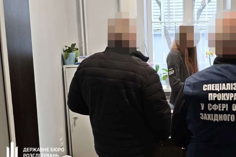 Підполковника ТЦК викрили на переплаті пального