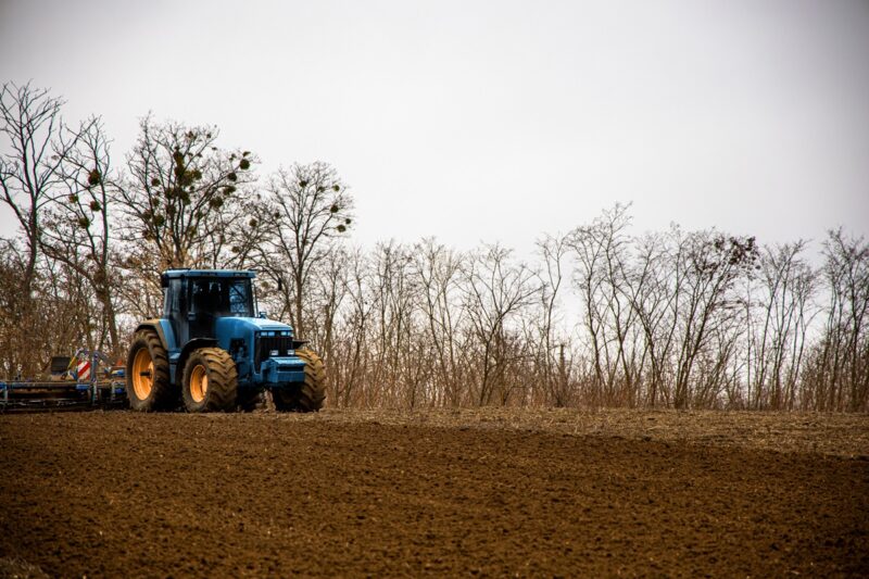Посівна в Україні стартує із затримкою