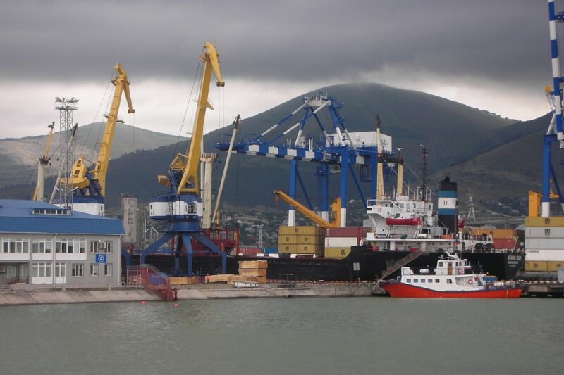 СБУ вдарила по кораблях і нафтотерміналу в Новоросійську – ЗМІ