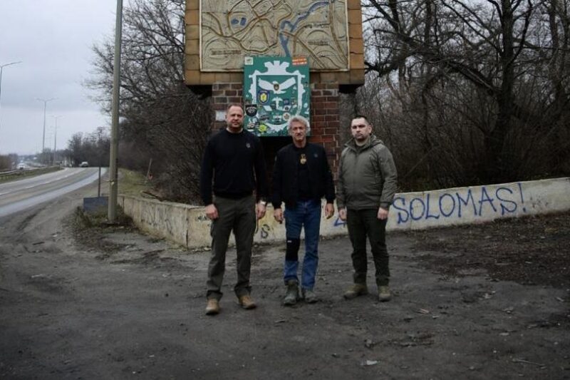 Шон Пенн відвідав позиції ЗСУ