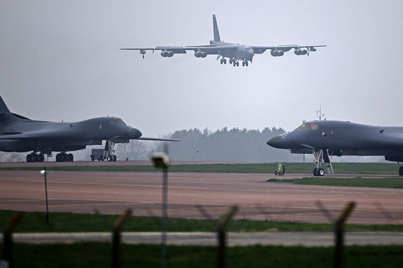 США перекинули до Британії стратегічні бомбардувальники B-52H