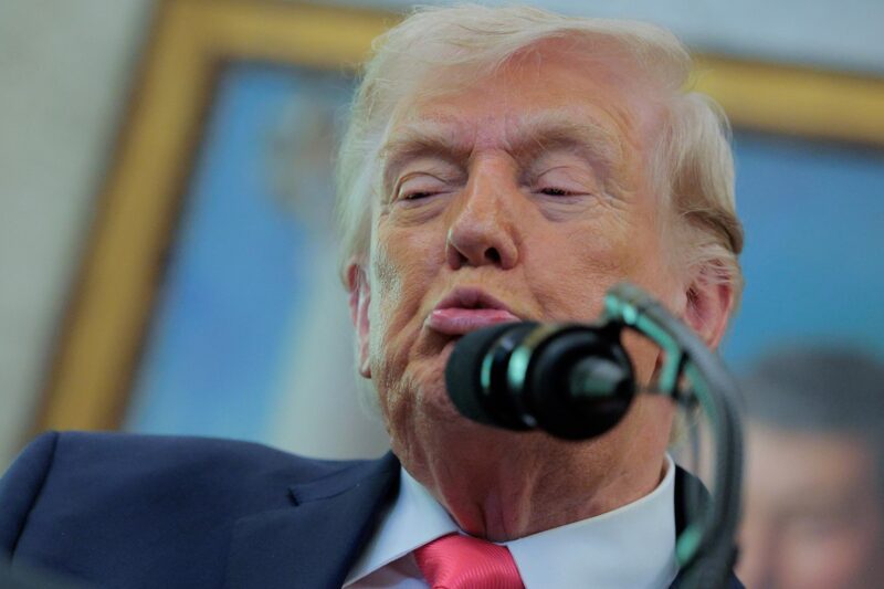 Трамп готовий згортати війну з Іраном навіть без відкриття Ормузу – ЗМІ