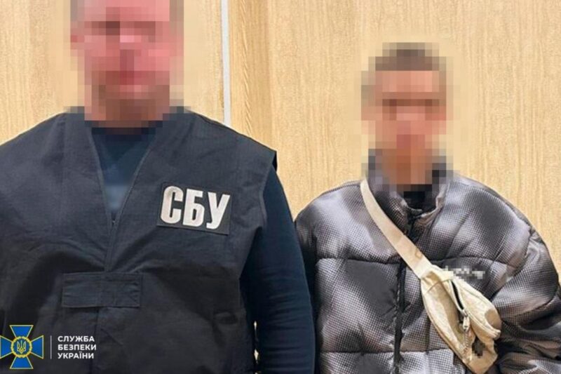 У Полтаві підлітки намагалися підірвати авто з воїнами ЗСУ