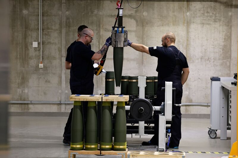 У разі війни боєприпасів у ЄС вистачить на кілька днів – глава Rheinmetall