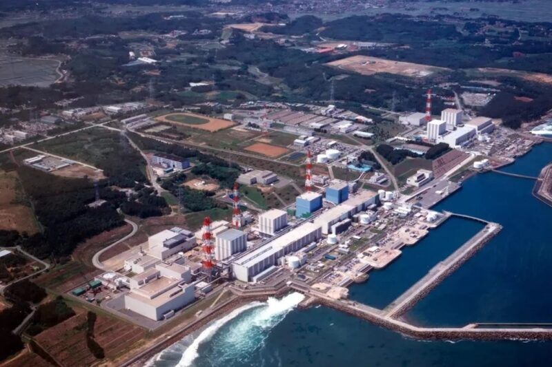 У серце Фукусіми відправили рій дронів