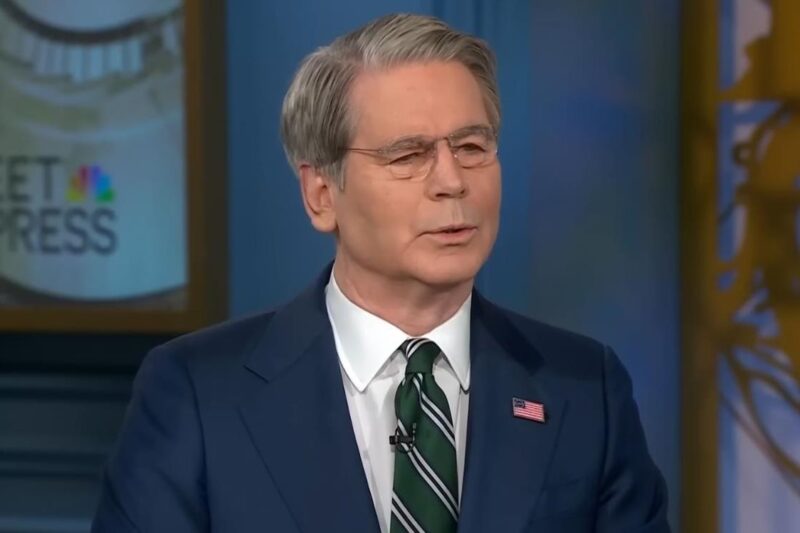 У США заявили, що нафтові доходи РФ скоротилися після послаблення санкцій