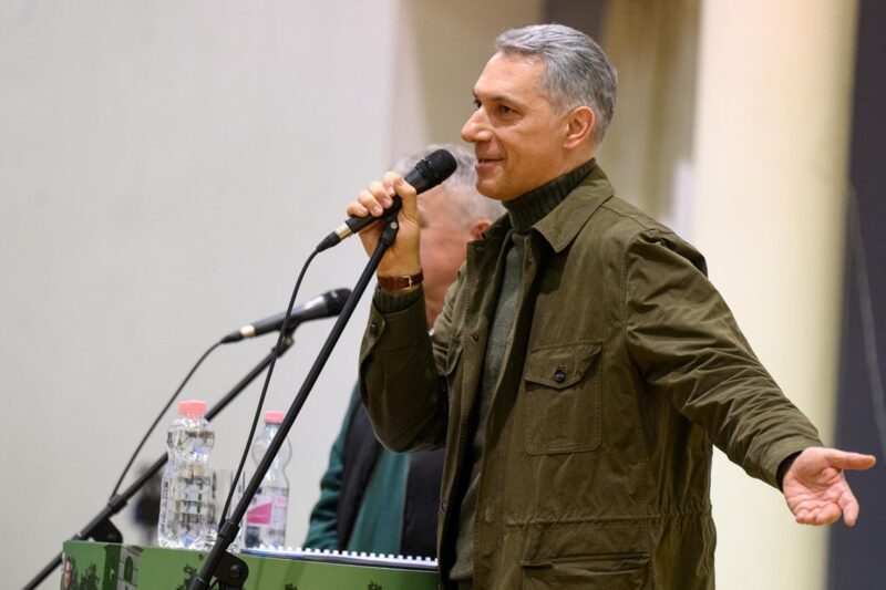 Угорщина пригрозила й надалі грабувати українських інкасаторів