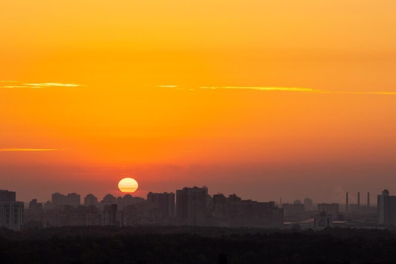 Укренерго визначилось з відключеннями в середу